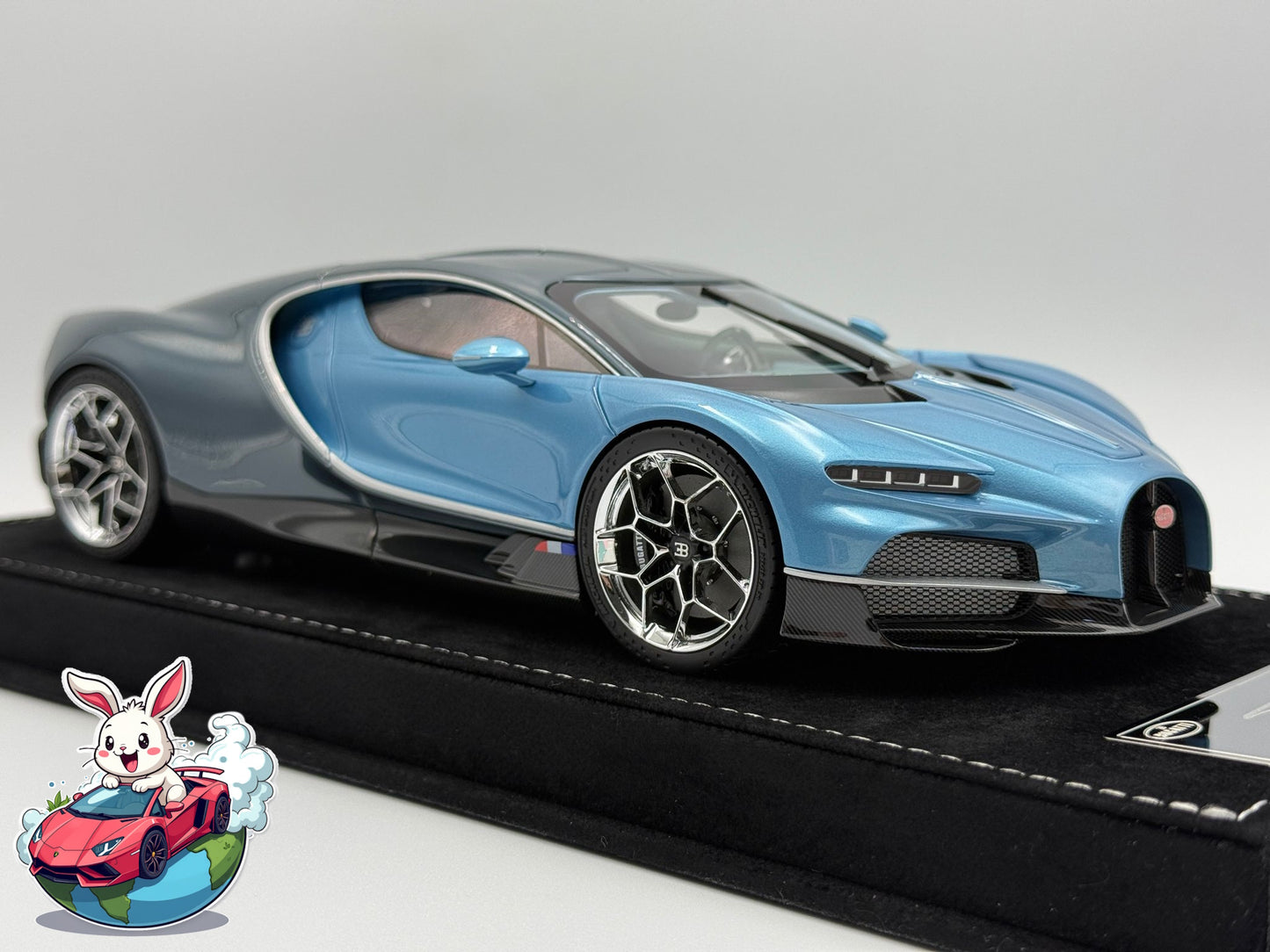 Henson & Heaven 1:18 Bugatti Tourbillon (Silver Blue/Deep Blue)