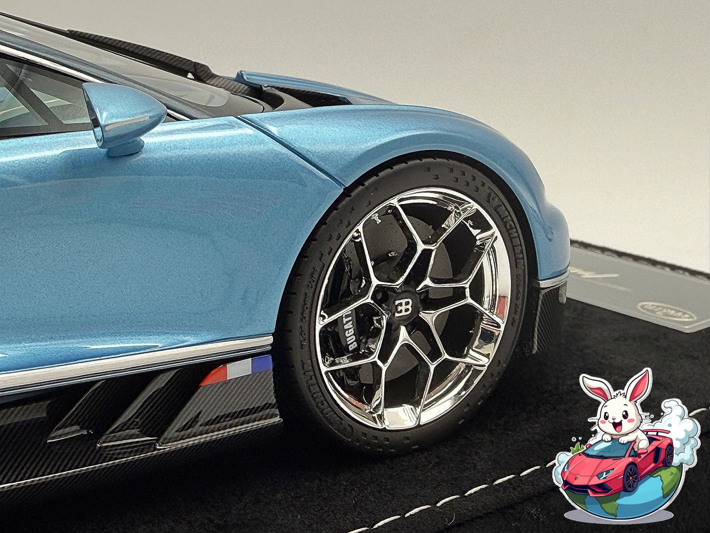 Henson & Heaven 1:18 Bugatti Tourbillon (Silver Blue/Deep Blue)