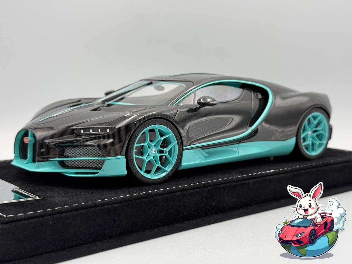 Henson & Heaven 1:18 Bugatti Tourbillon (Black Carbon/Tiffany)