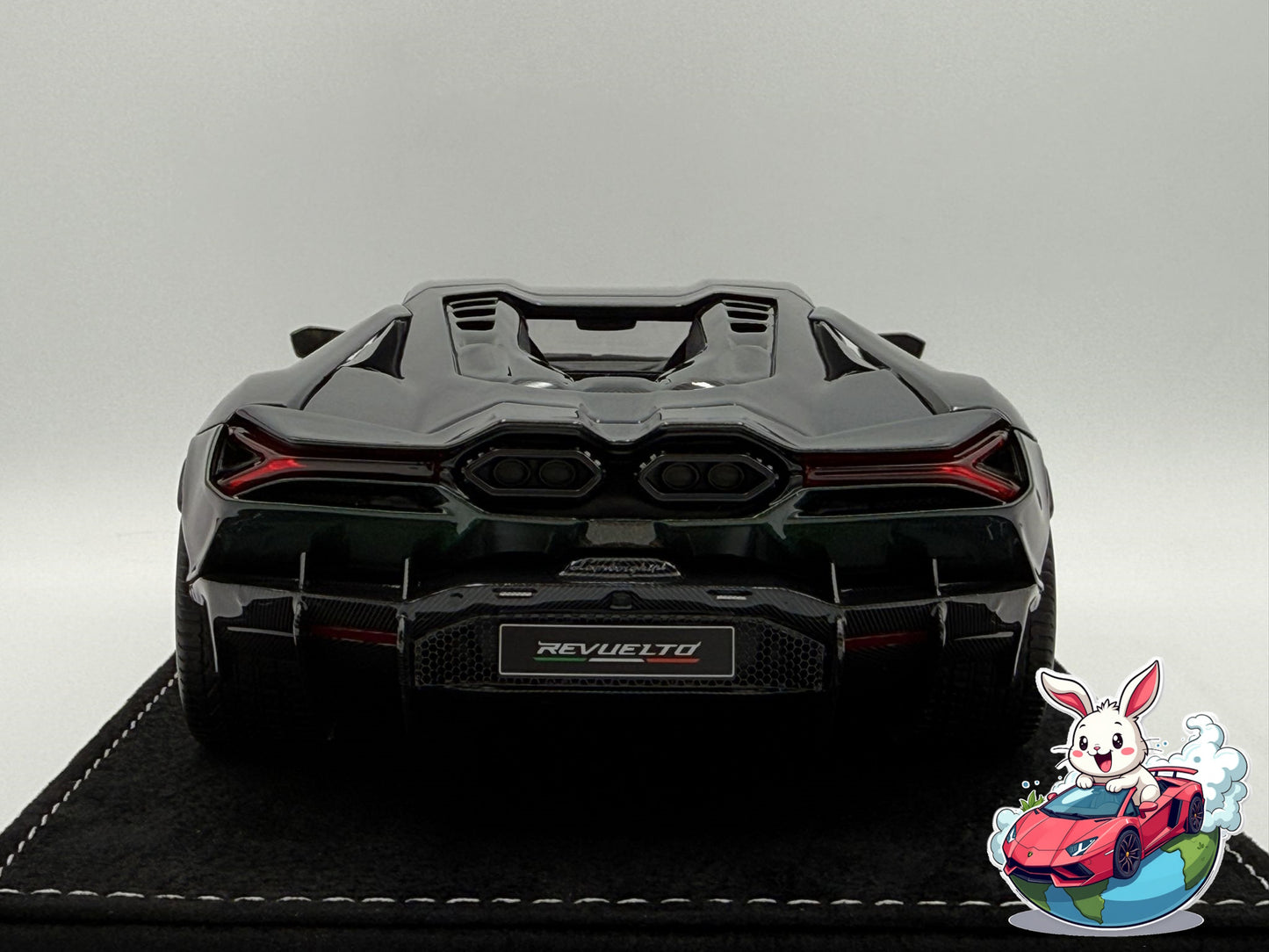 Henson & Heaven 1:18 Lamborghini Revuelto (Verde Agave Lucido)