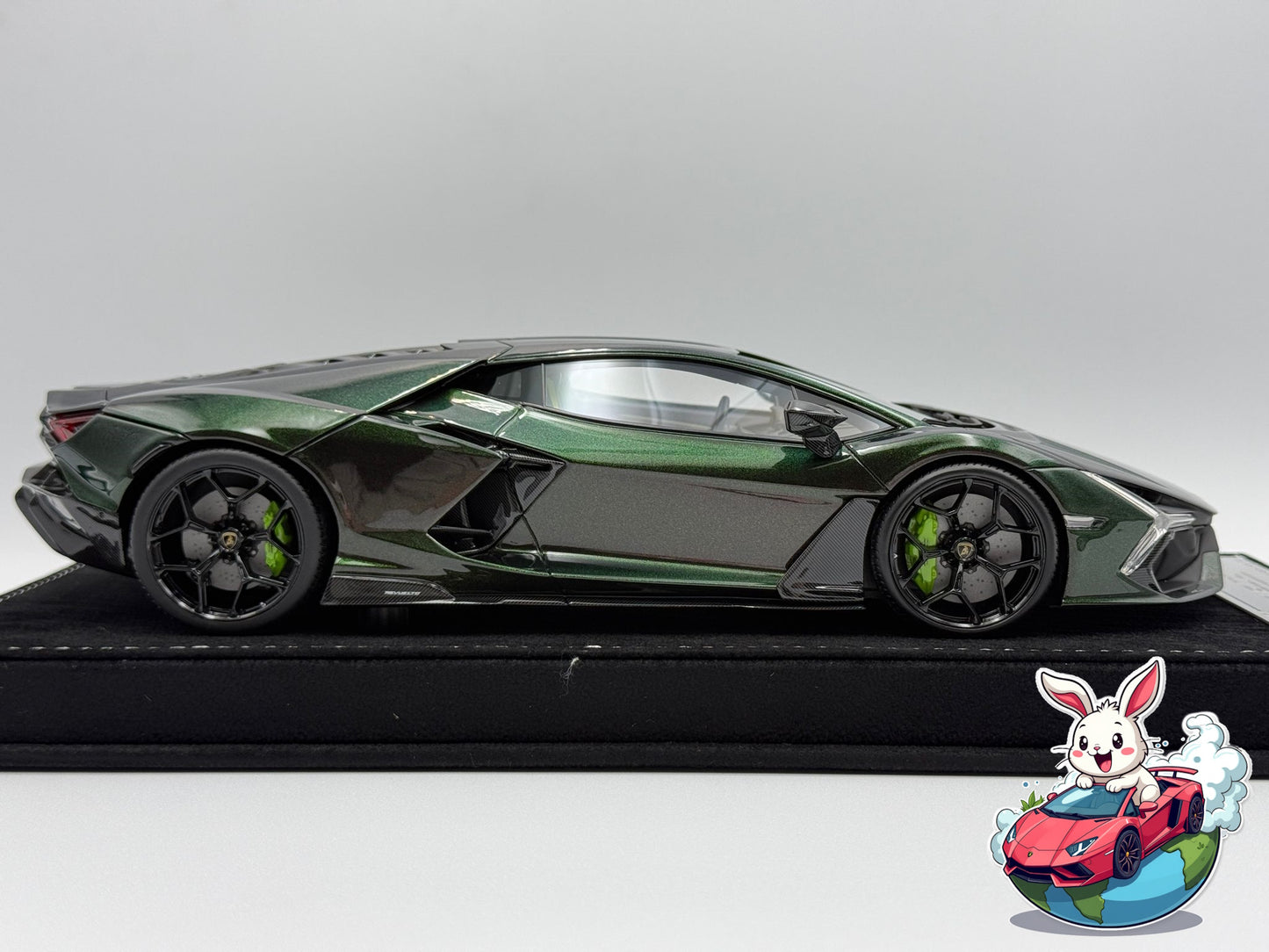 Henson & Heaven 1:18 Lamborghini Revuelto (Verde Agave Lucido)
