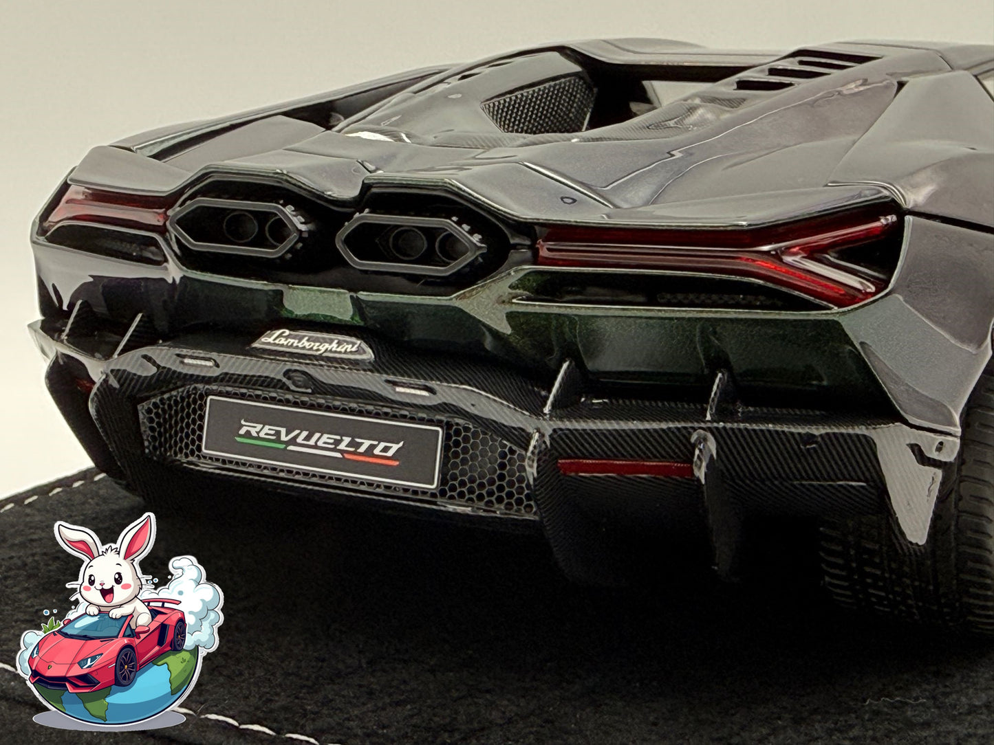 Henson & Heaven 1:18 Lamborghini Revuelto (Verde Agave Lucido)