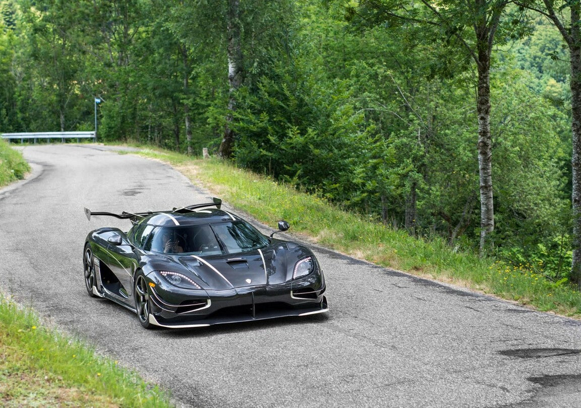PREORDER VMB x Miniature Planet 1:18 Koenigsegg Agera RS Final Edition - Vader