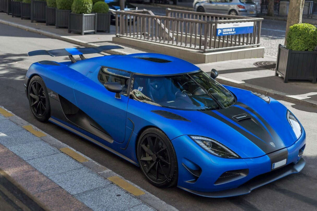 VMB 1:18 Koenigsegg Agera R (Matte Imperial Blue)