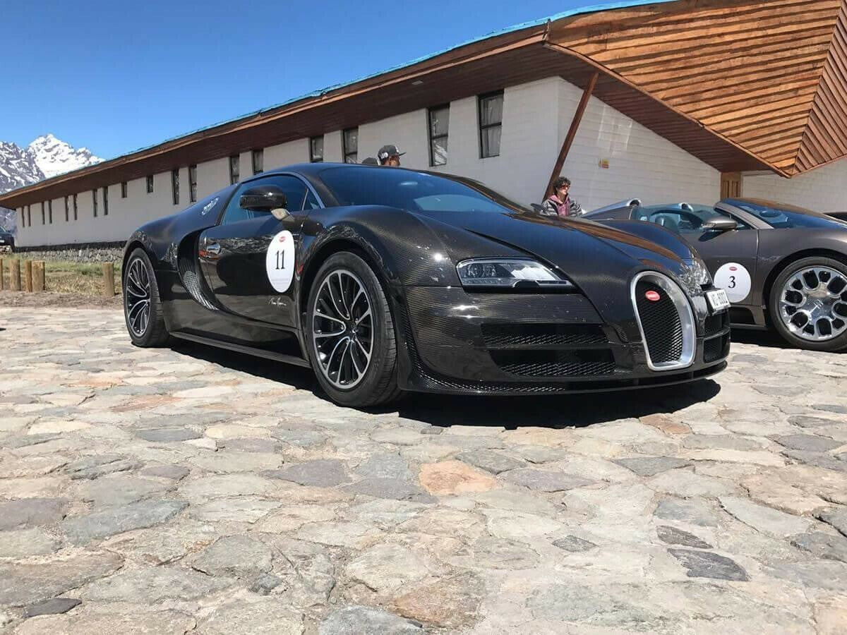 PREORDER VMB x Miniature Planet 1:18 Bugatti Veyron Super Sport 1:18