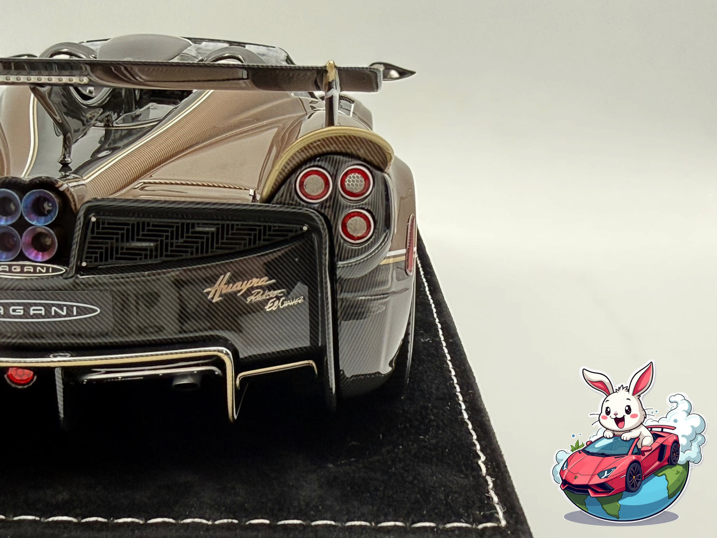 Henson & Heaven 1:18 Pagani Huayra Roadster El Chavez
