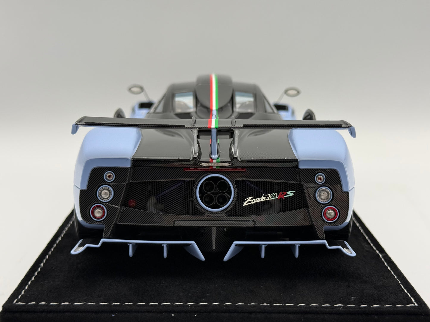 Henson & Heaven 1:18 Pagani Zonda 760RS (Baby Blue)
