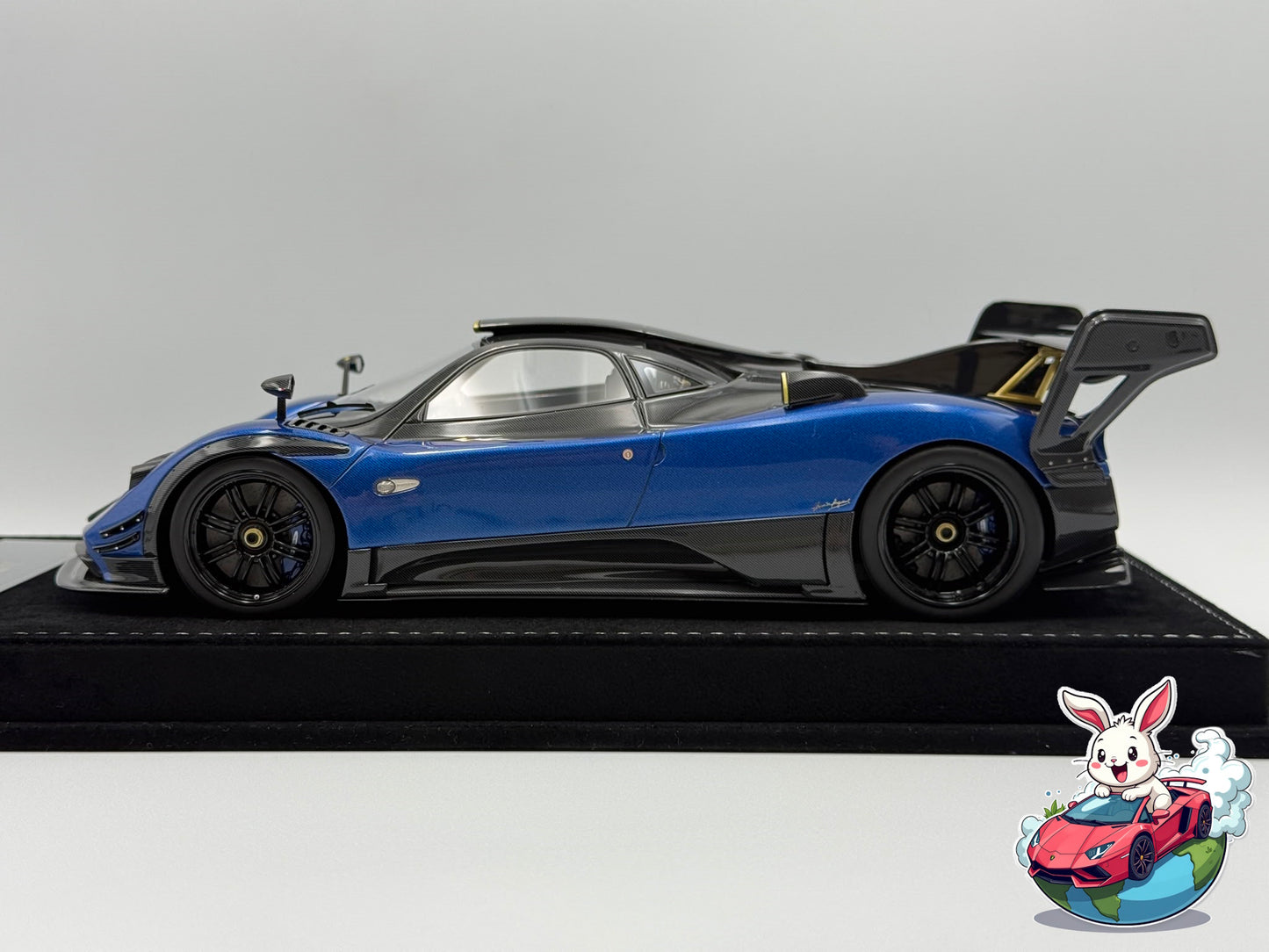 Henson & Heaven 1:18 Pagani Zonda MY (Blue)