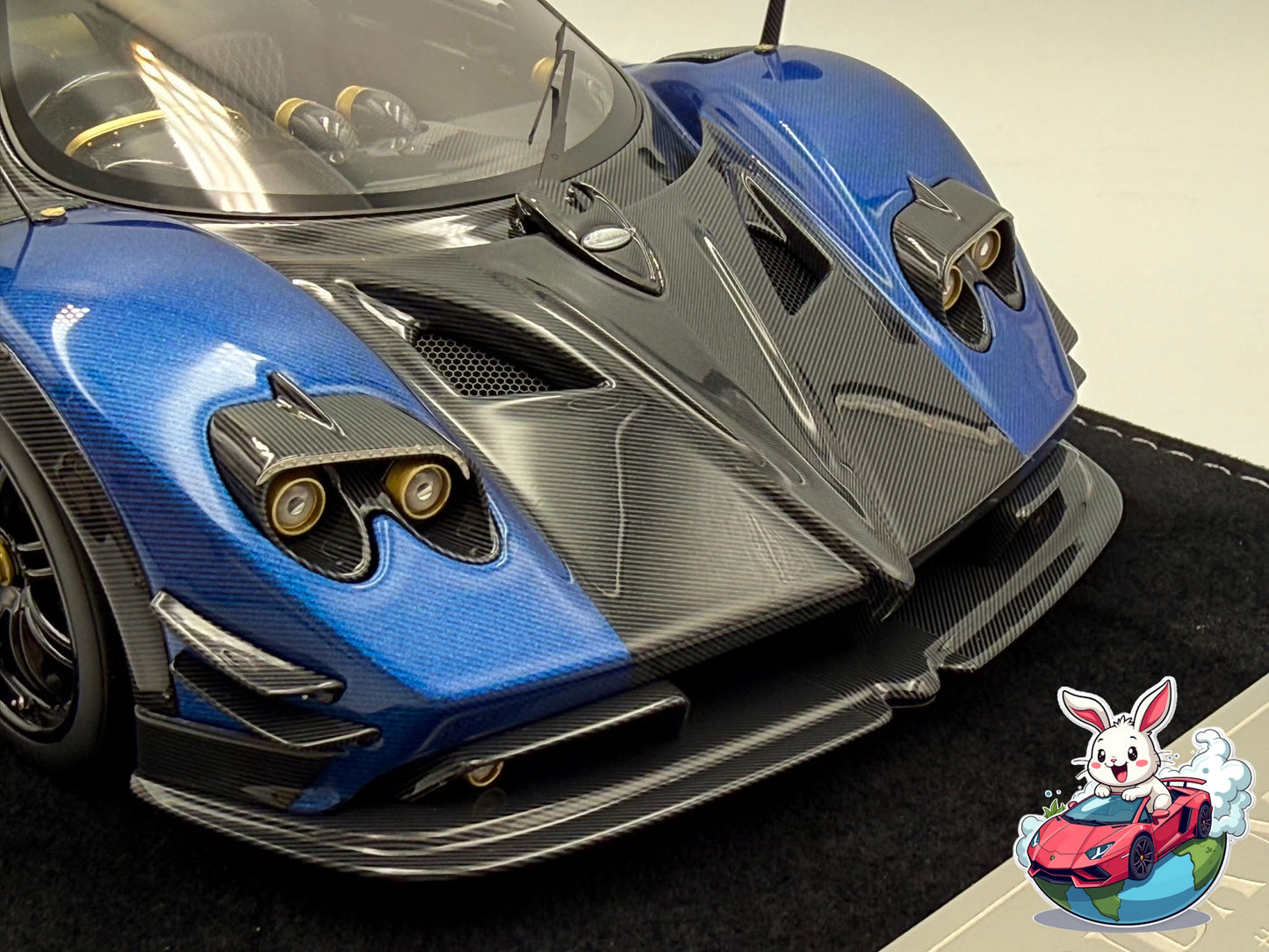 Henson & Heaven 1:18 Pagani Zonda MY (Blue)