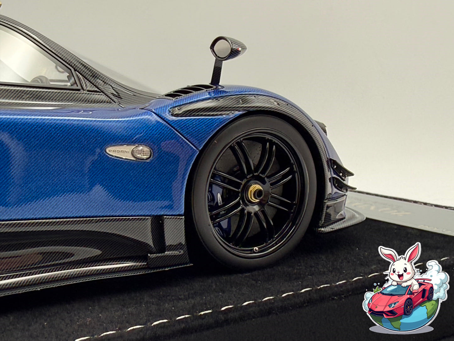 Henson & Heaven 1:18 Pagani Zonda MY (Blue)
