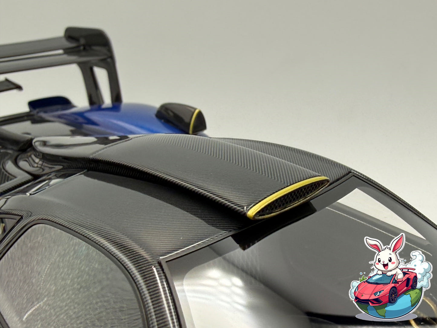 Henson & Heaven 1:18 Pagani Zonda MY (Blue)