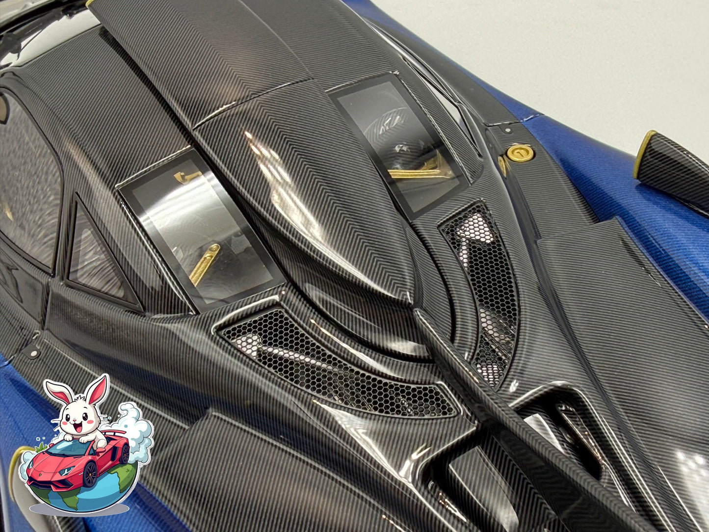 Henson & Heaven 1:18 Pagani Zonda MY (Blue)