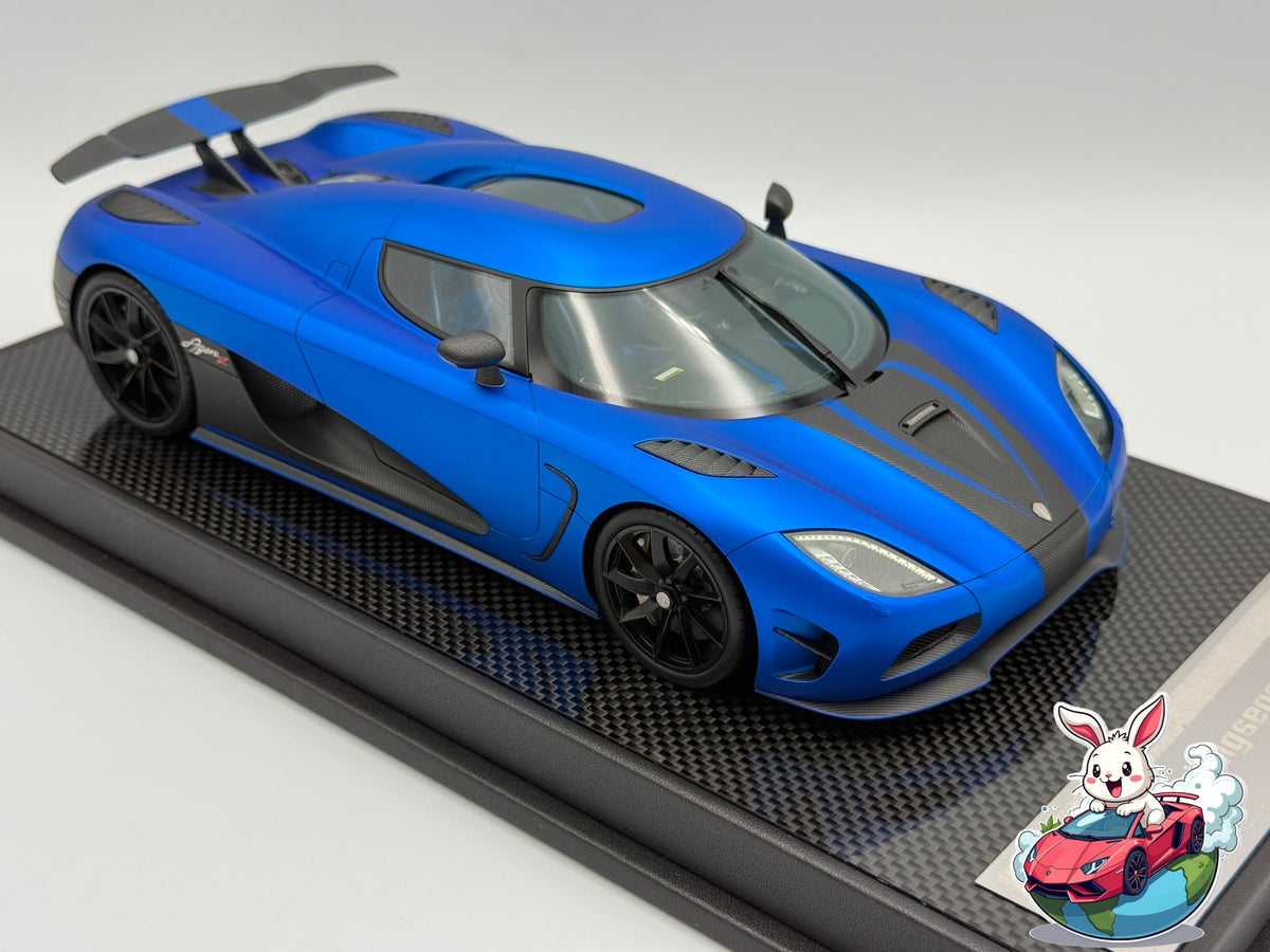 VMB 1:18 Koenigsegg Agera R (Matte Imperial Blue)