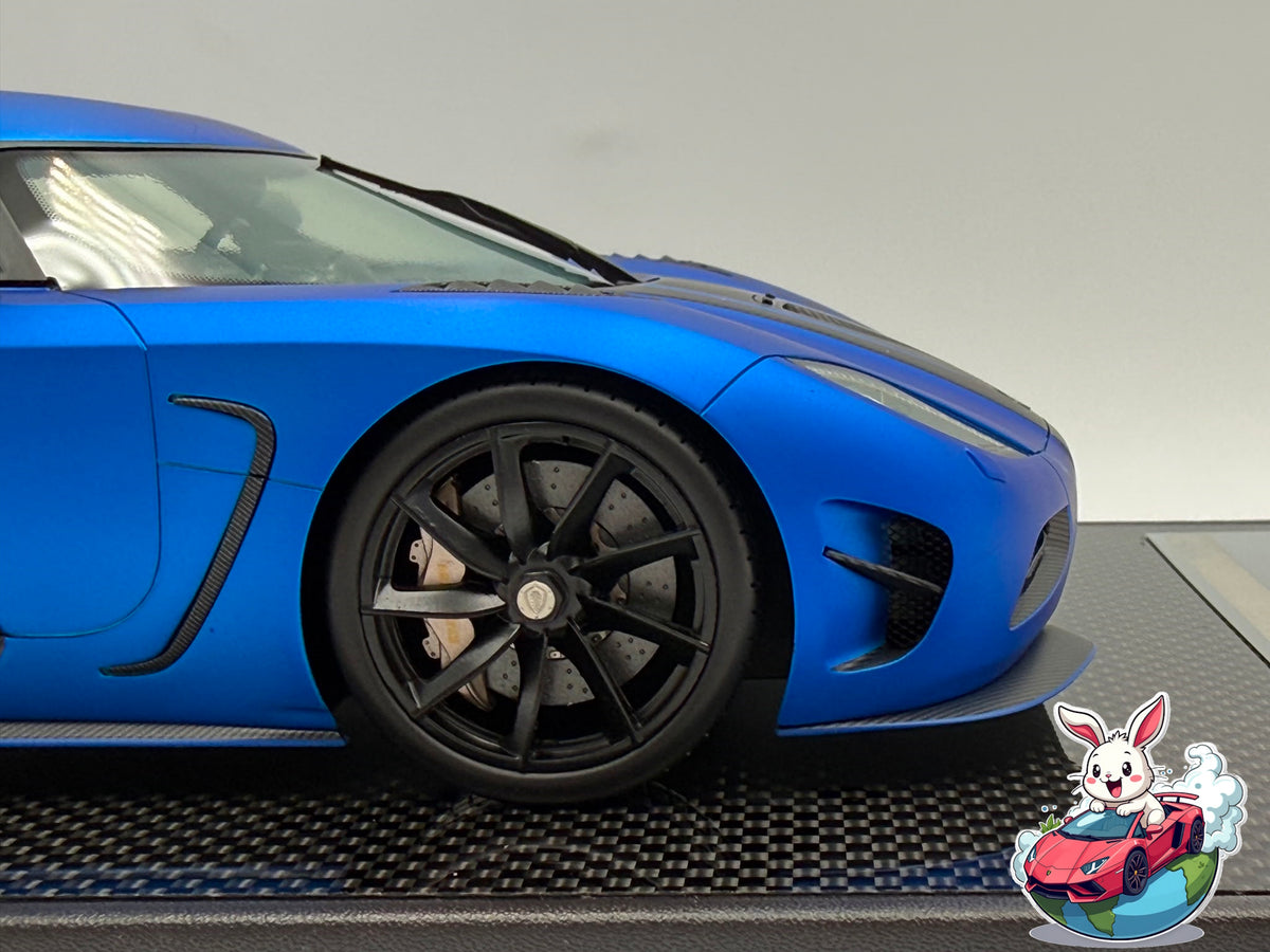 VMB 1:18 Koenigsegg Agera R (Matte Imperial Blue)