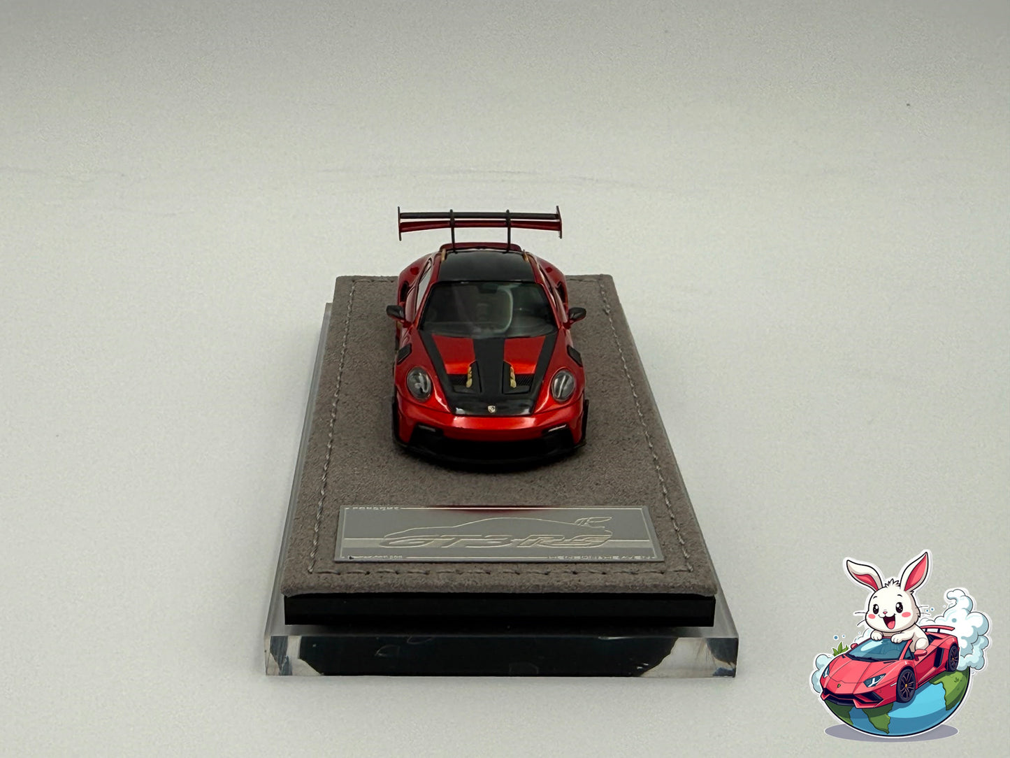Henson & Heaven 1:64 Porsche 992 GT3 RS (Metallic Red)