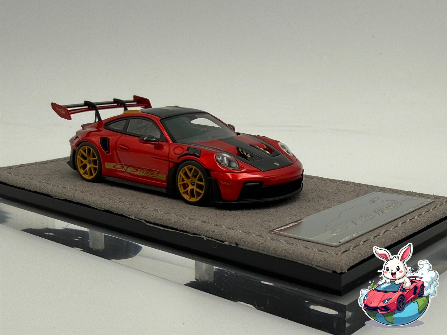 Henson & Heaven 1:64 Porsche 992 GT3 RS (Metallic Red)