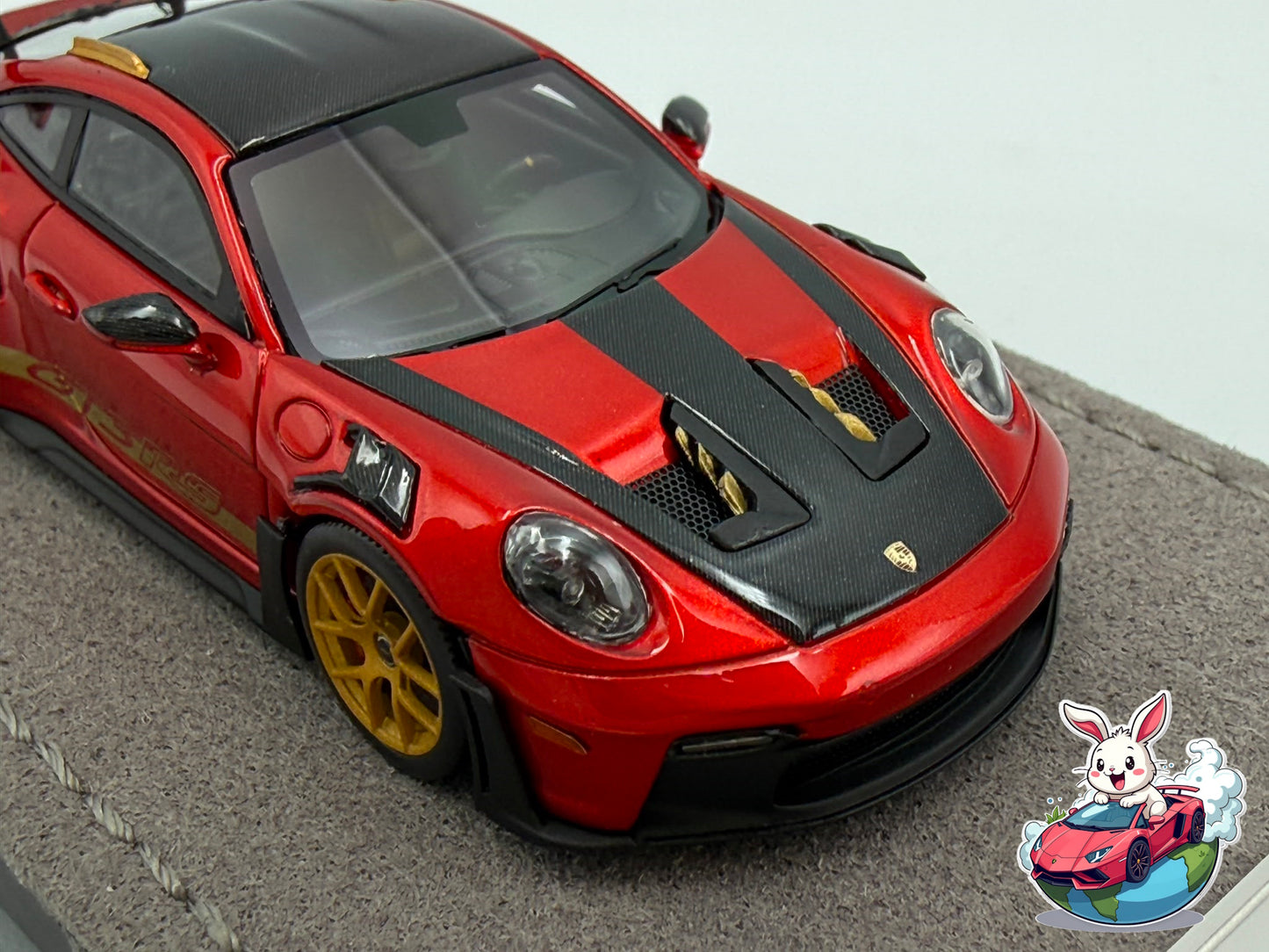 Henson & Heaven 1:64 Porsche 992 GT3 RS (Metallic Red)