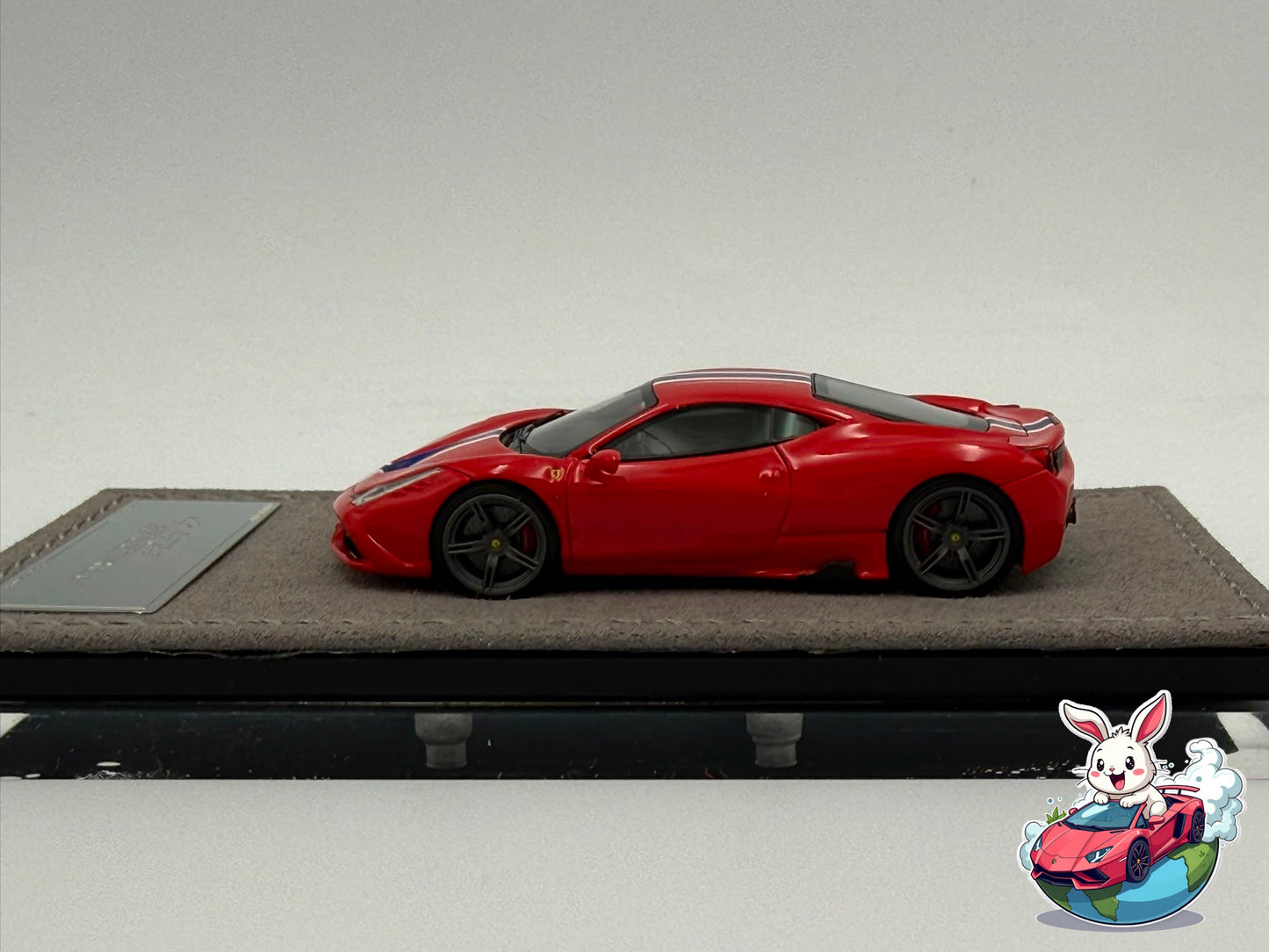 Henson & Heaven 1:64 Ferrari 458 Speciale (Launch Configuration) - Rosso Corsa