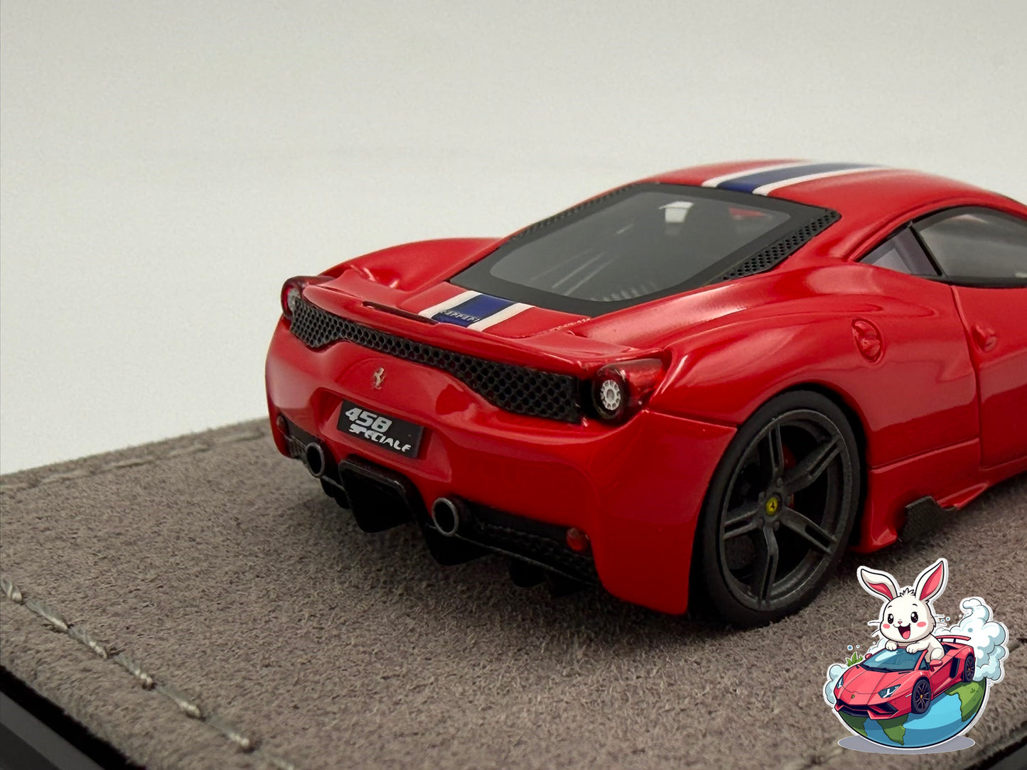 Henson & Heaven 1:64 Ferrari 458 Speciale (Launch Configuration) - Rosso Corsa