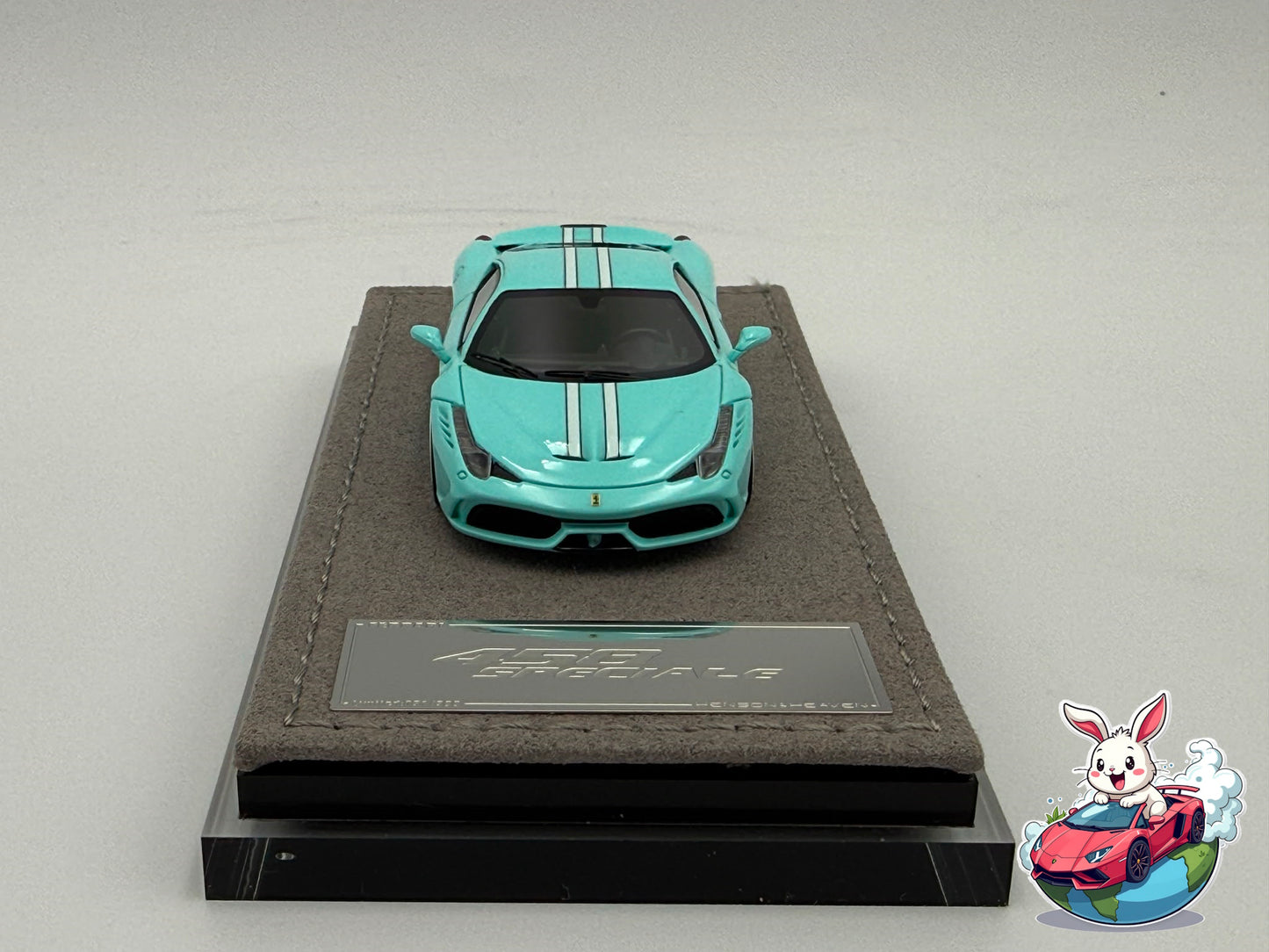 Henson & Heaven 1:64 Ferrari 458 Speciale (Tiffany Blue)