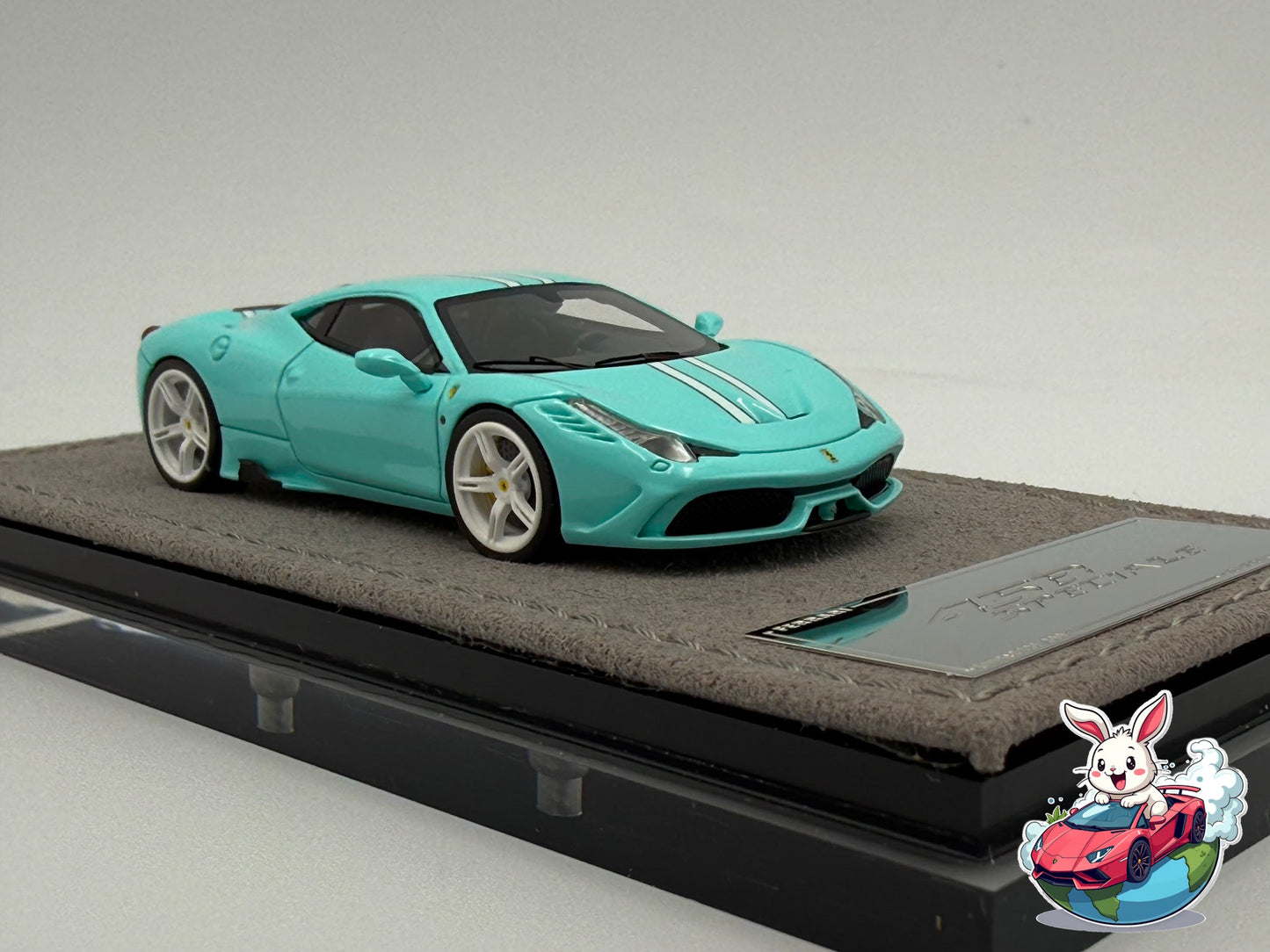 Henson & Heaven 1:64 Ferrari 458 Speciale (Tiffany Blue)