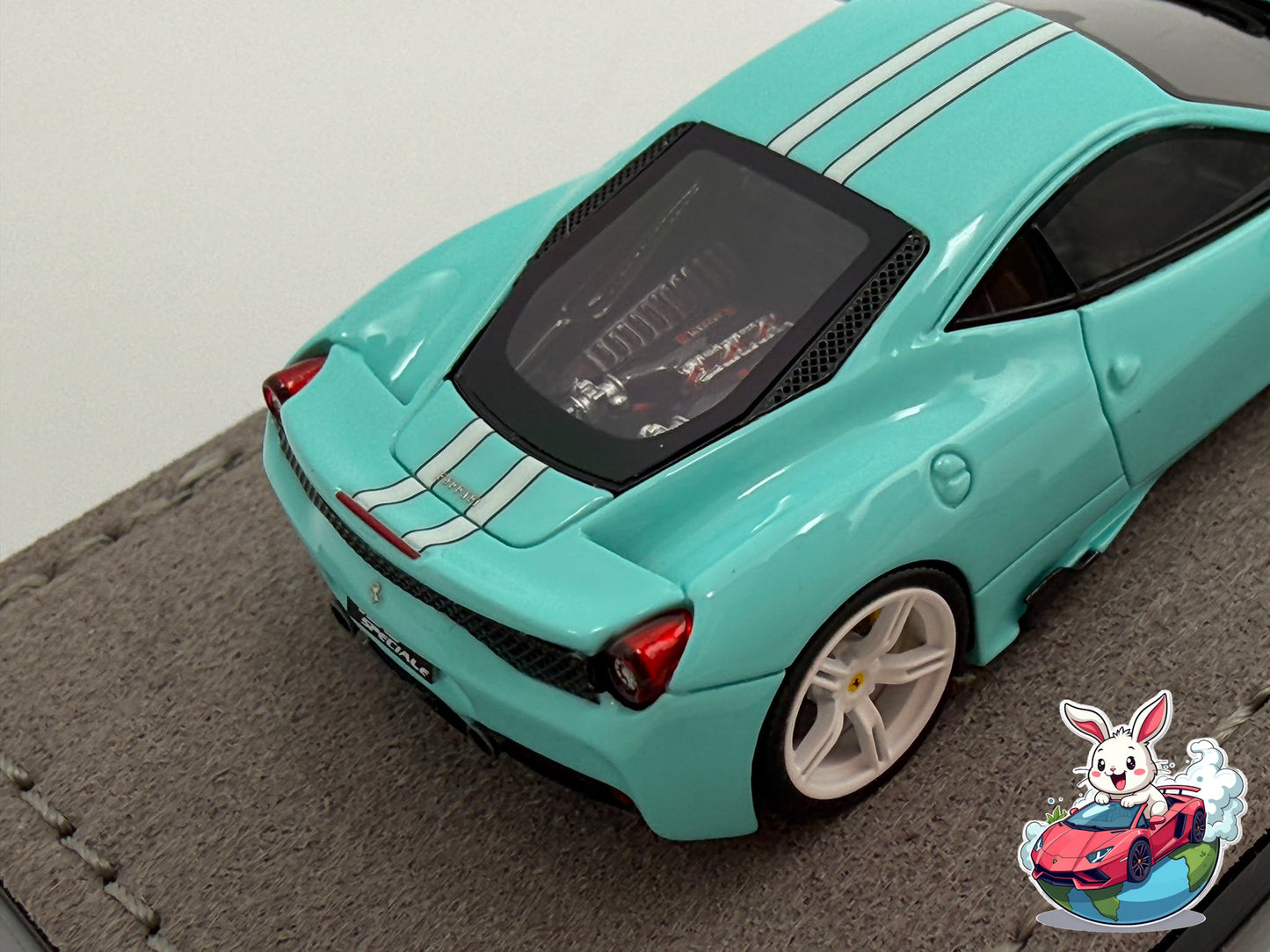 Henson & Heaven 1:64 Ferrari 458 Speciale (Tiffany Blue)