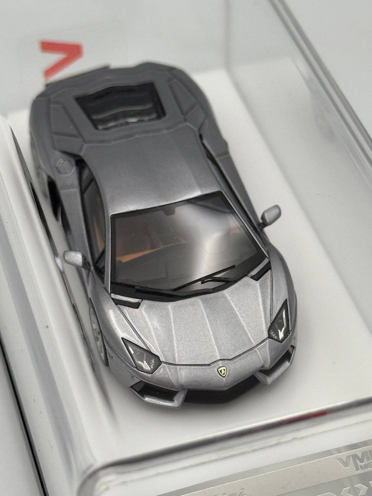 VMB 1:64 Lamborghini Aventador LP700-4 (Silver Gray)
