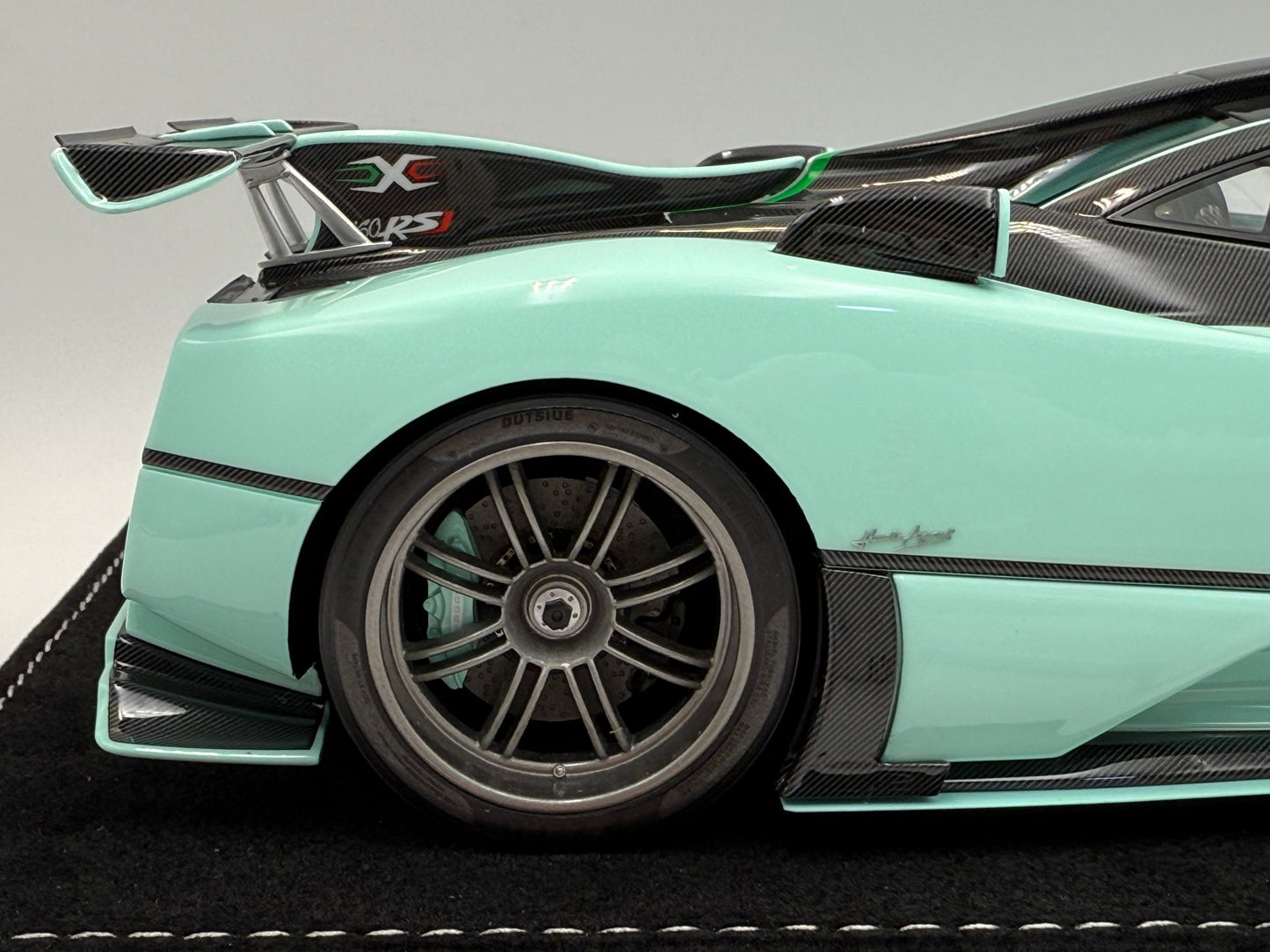 Henson & Heaven 1:18 Pagani Zonda 760 RSJX