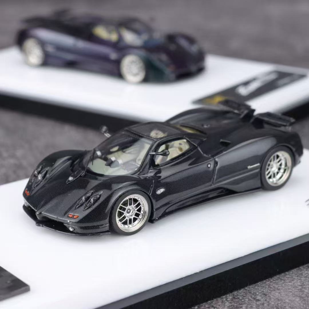 DMY 1:64 Pagani Zonda S (Carbon)