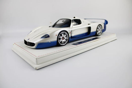 [PRE-ORDER] GL Model 1:18 Maserati MC12