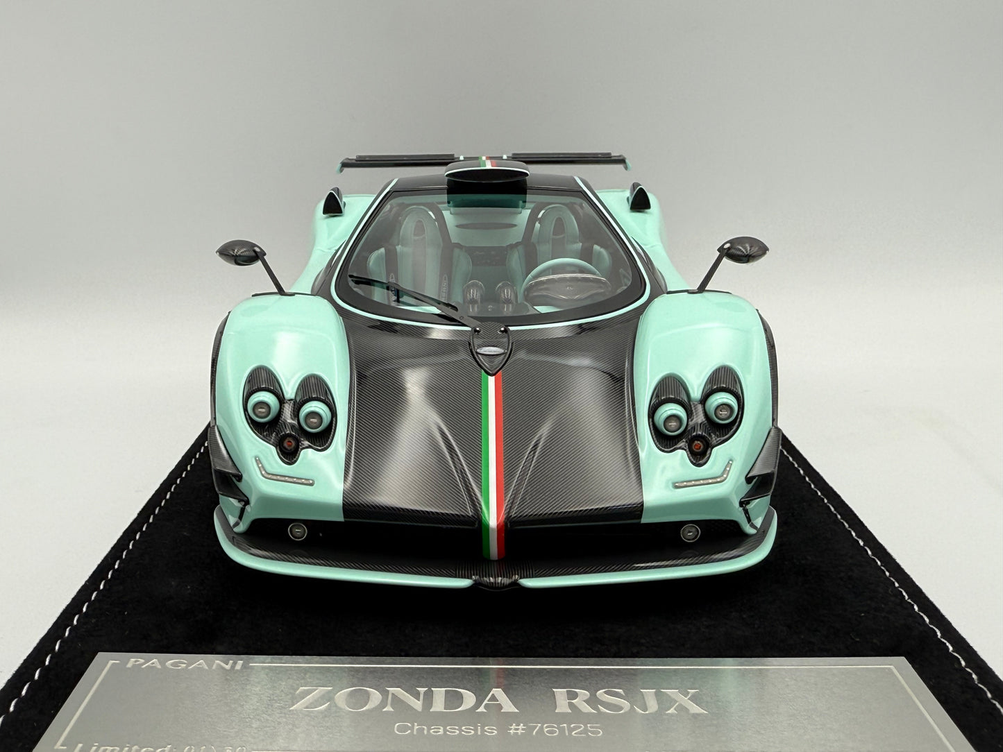 Henson & Heaven 1:18 Pagani Zonda 760 RSJX