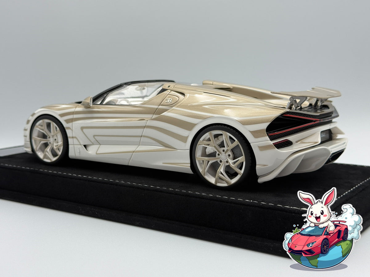Henson & Heaven 1:18 Bugatti Mistral W16 - Le Pearl Rare