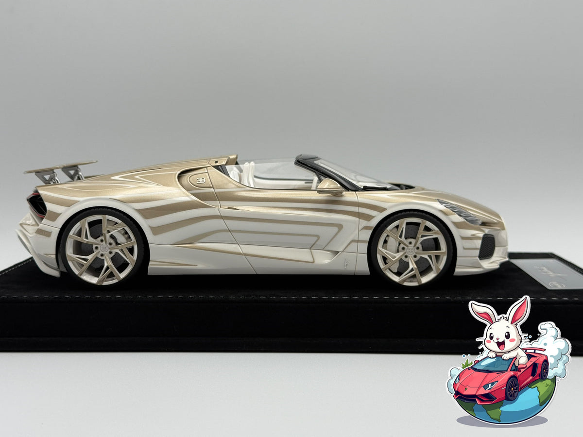 Henson & Heaven 1:18 Bugatti Mistral W16 - Le Pearl Rare