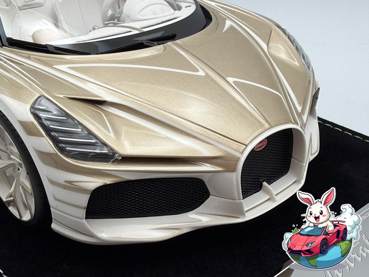 Henson & Heaven 1:18 Bugatti Mistral W16 - Le Pearl Rare