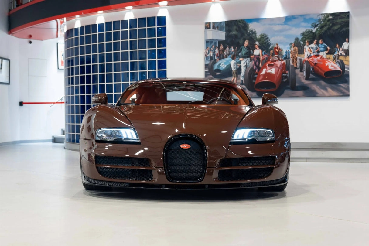 PREORDER VMB x Miniature Planet 1:18 Bugatti Veyron Super Sport (Brown Carbon Fiber)