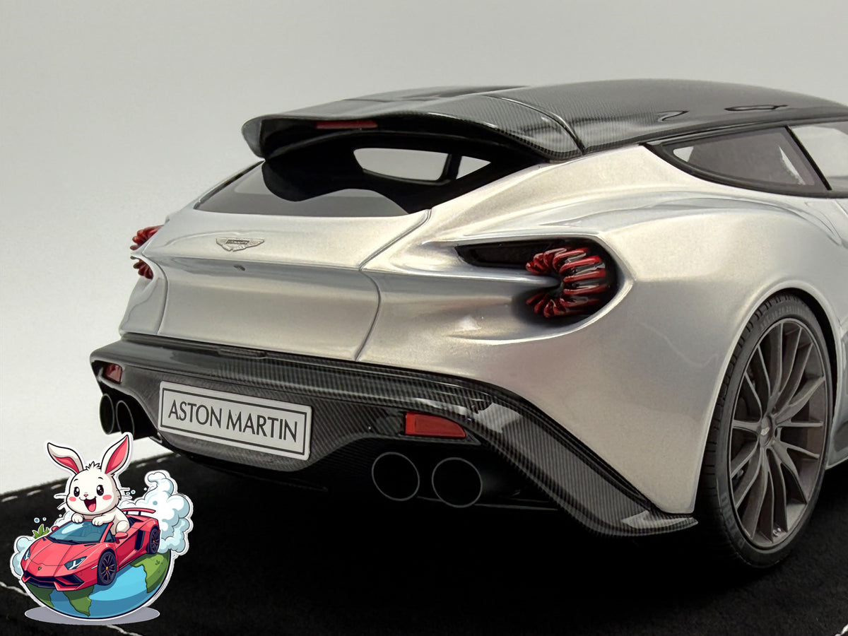 Henson & Heaven 1:18 Aston Martin Vanquish Shooting Brake Zagato - Silver