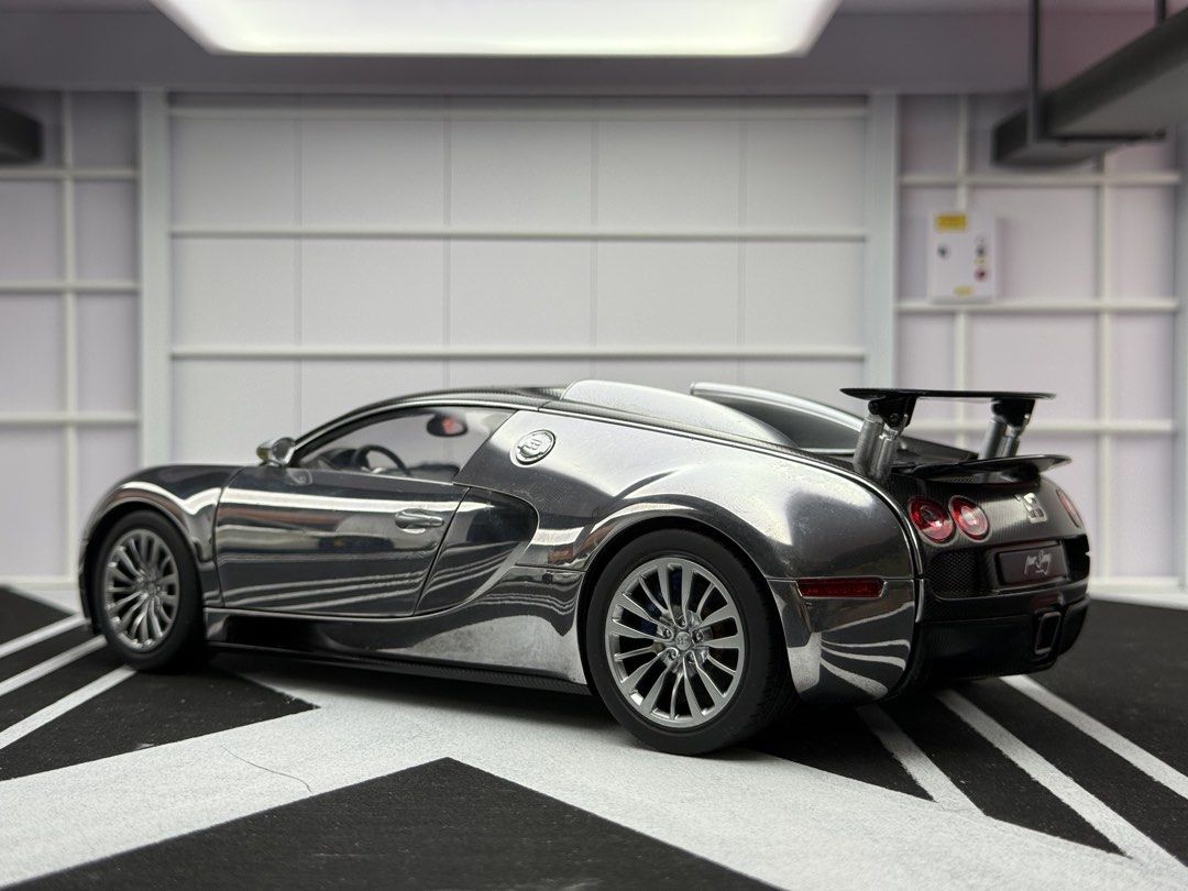 AUTOart 1:18 Bugatti Veyron 16.4 'Pur Sang'