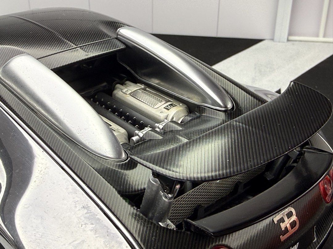 AUTOart 1:18 Bugatti Veyron 16.4 'Pur Sang'