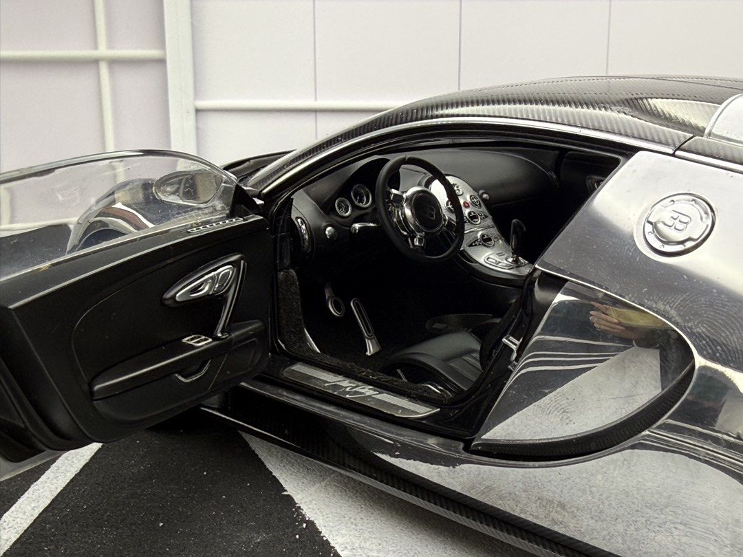 AUTOart 1:18 Bugatti Veyron 16.4 'Pur Sang'
