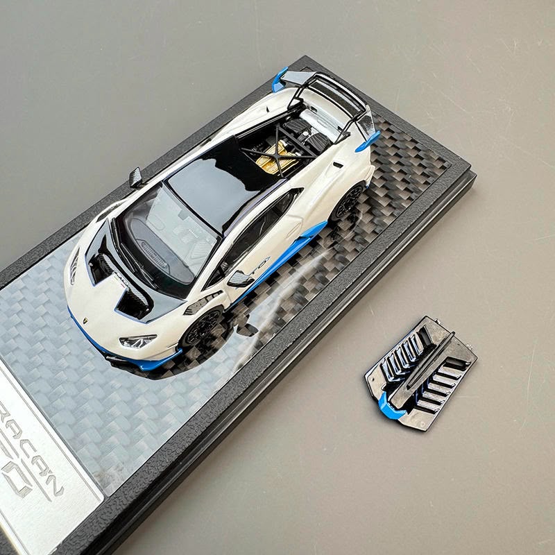LCD Models 1:64 Lamborghini Huracan STO