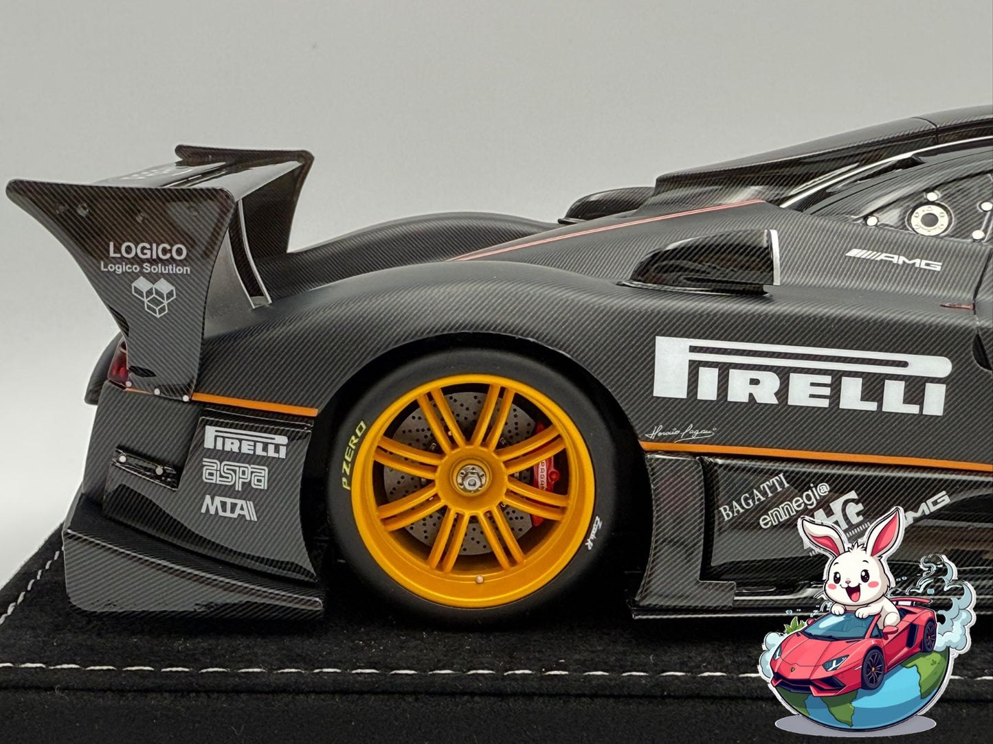Henson & Heaven 1:18 Pagani Zonda R 'Nurburgring Record'