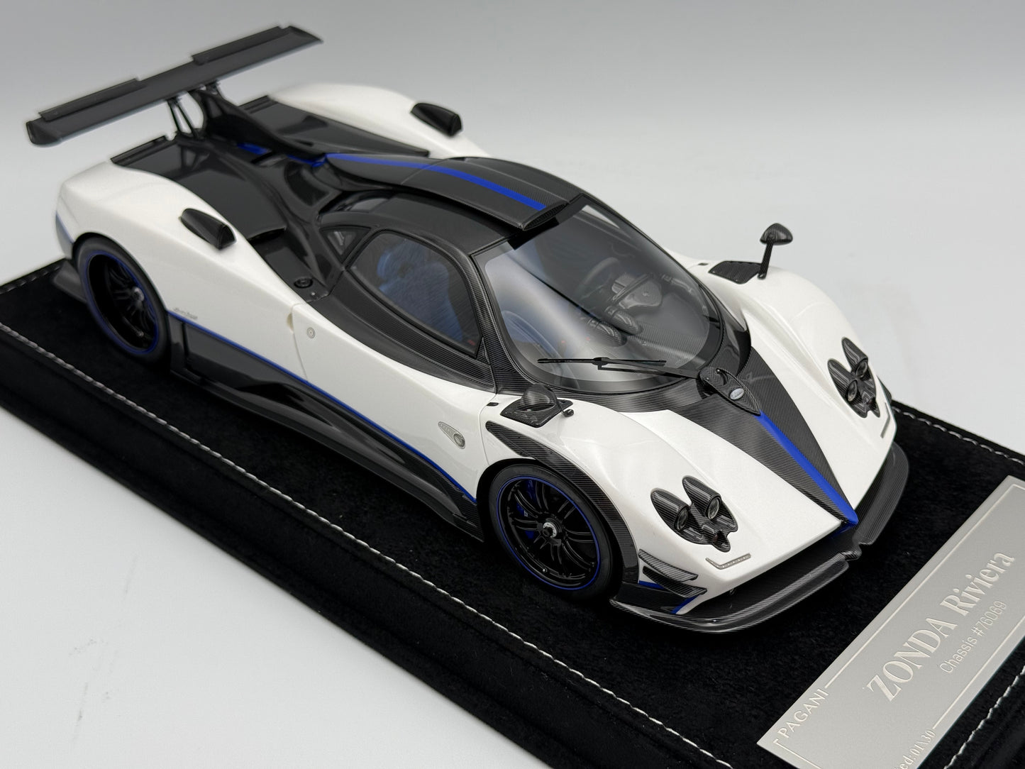 Henson & Heaven 1:18 Pagani Zonda 760 Riviera