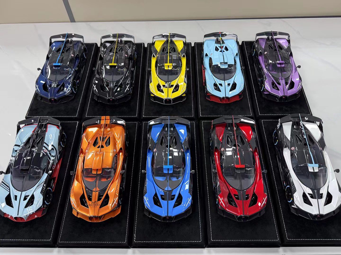 PREORDER Henson & Heaven 1:18 Bugatti Bolide