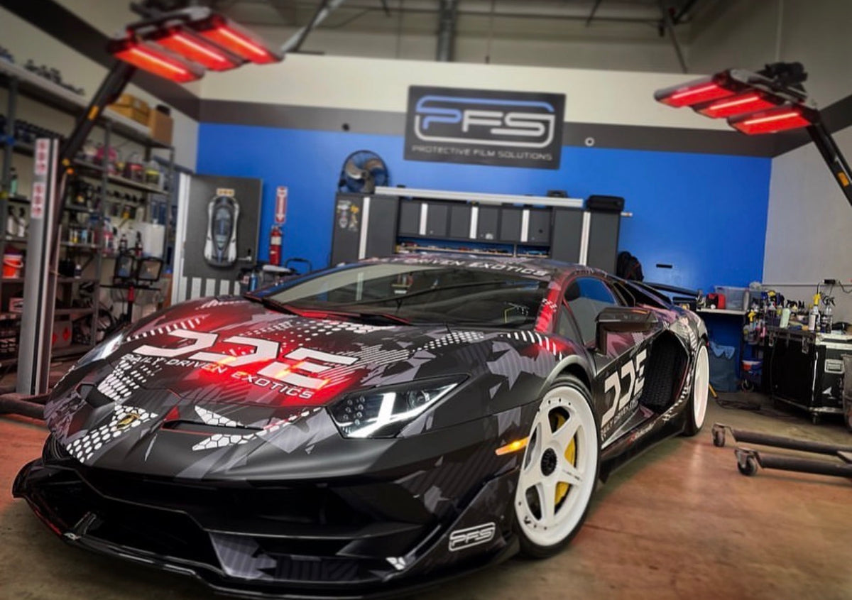 PREORDER 1:18 Lamborghini Aventador SVJ - DDE Black Camo