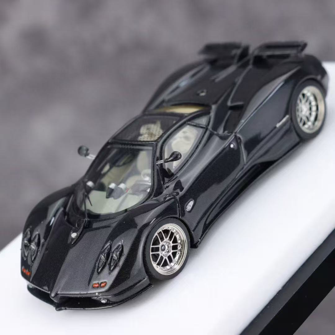 DMY 1:64 Pagani Zonda S (Carbon)
