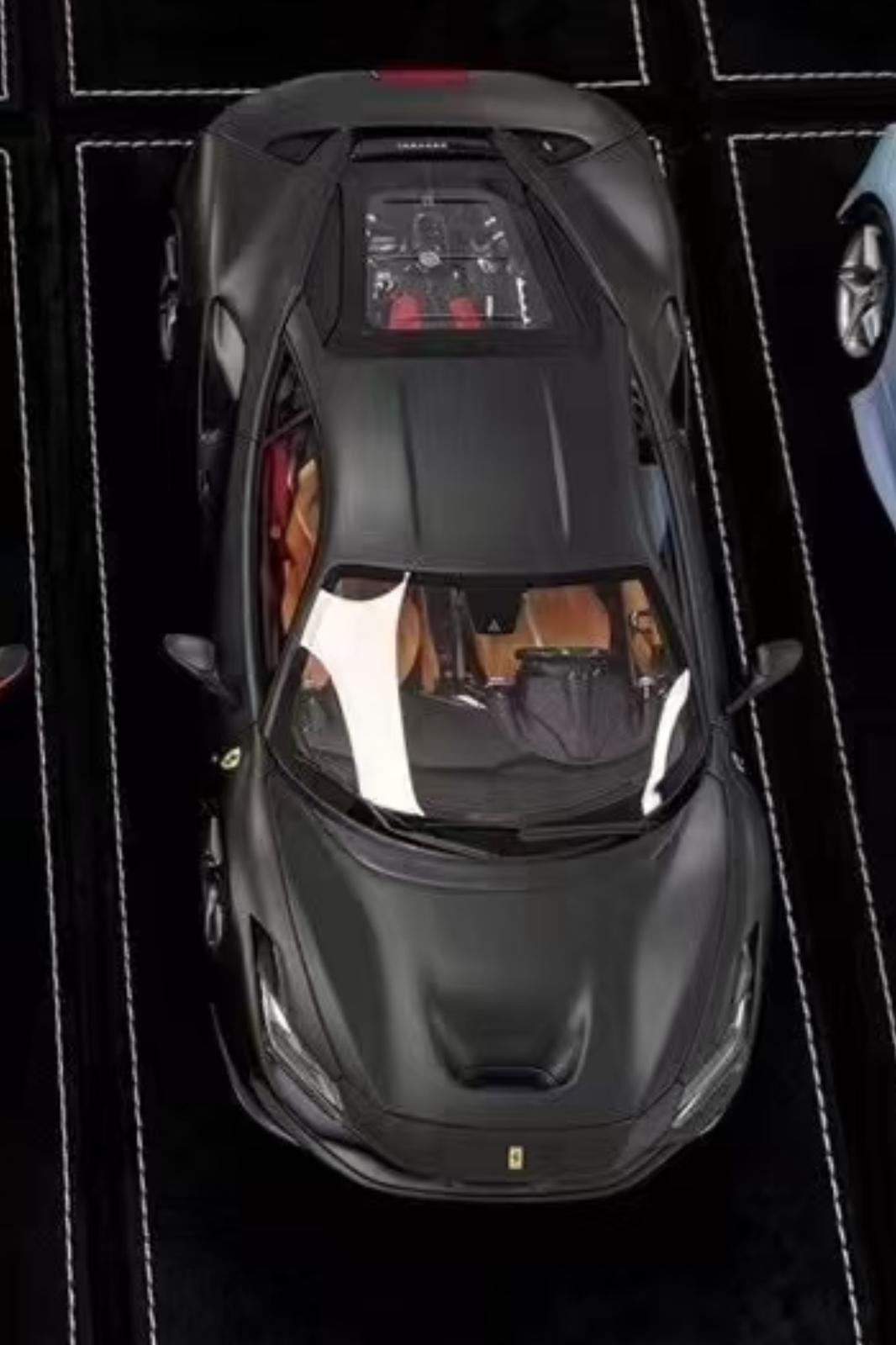 PREORDER HH Model 1:18 Ferrari F8 Tributo (Matte Black)