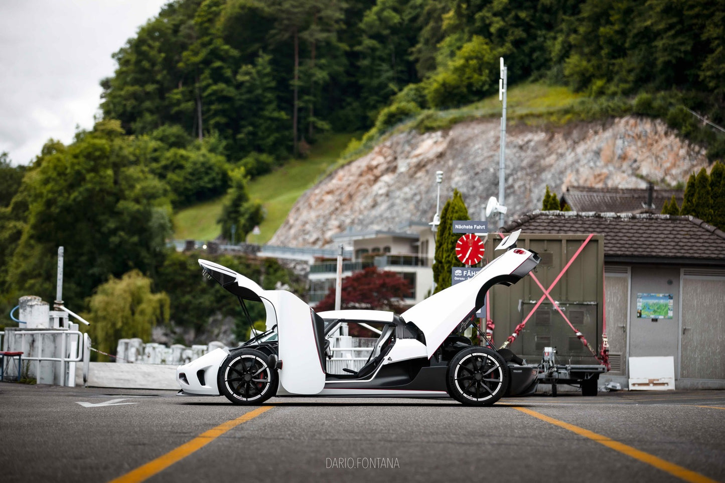 PREORDER VMB x Miniature Planet 1:18 Koenigsegg Agera R 'Speed Racer'