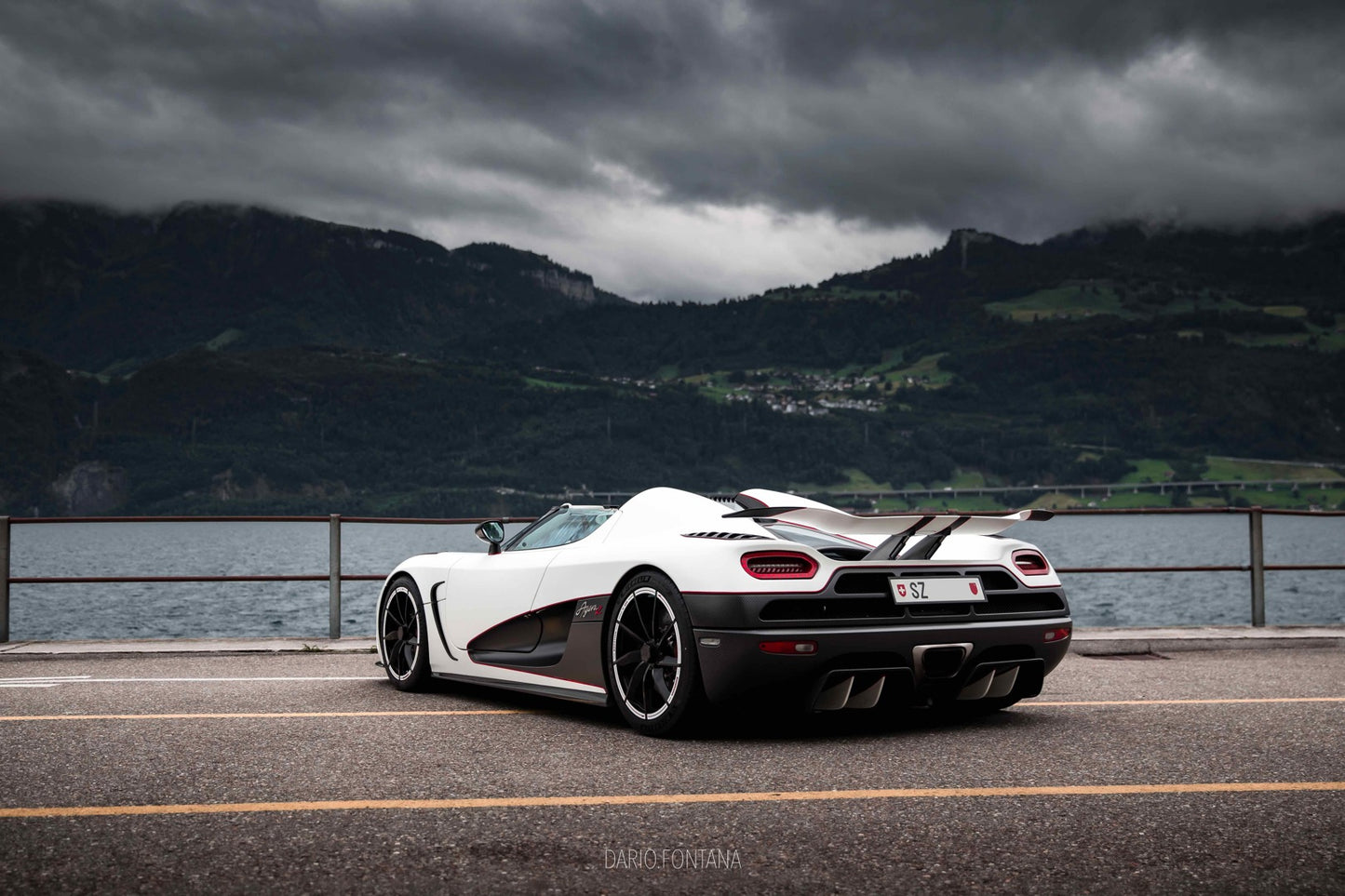 PREORDER VMB x Miniature Planet 1:18 Koenigsegg Agera R 'Speed Racer'