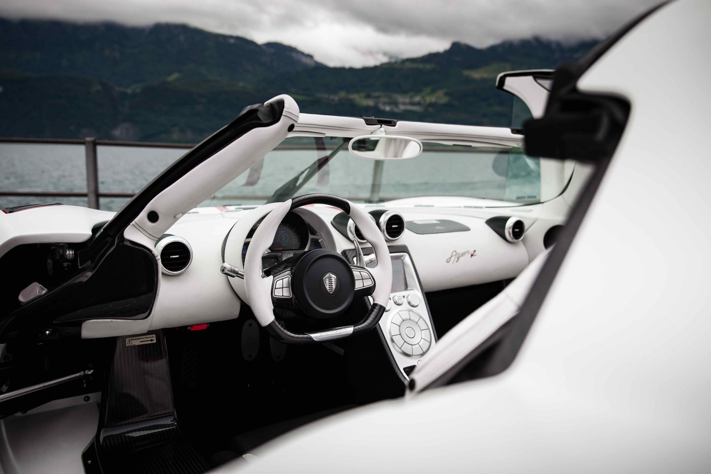 PREORDER VMB x Miniature Planet 1:18 Koenigsegg Agera R 'Speed Racer'