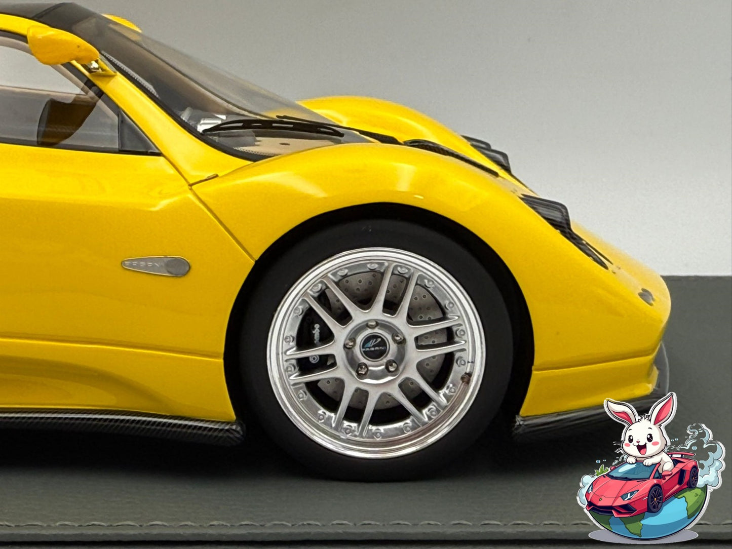 BBR 1:18 Pagani Zonda C12 (Yellow)